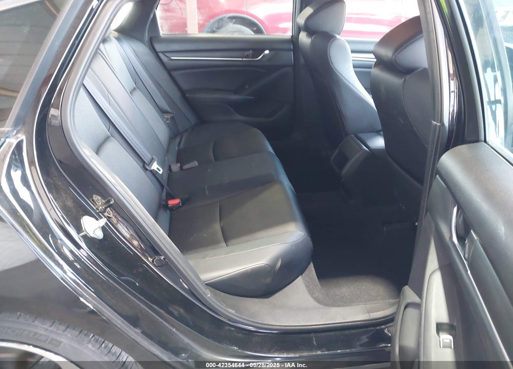 2018 HONDA ACCORD SPORT VIN: 1HGCV1F33JA081403