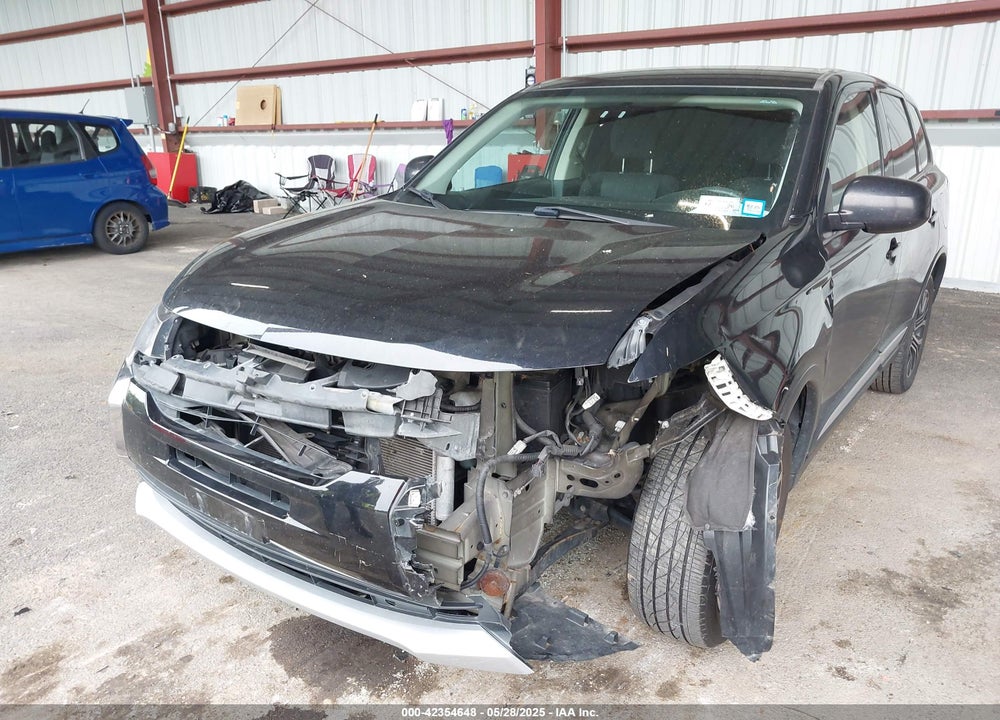 2018 MITSUBISHI OUTLANDER ES VIN: JA4AZ2A3XJZ007219