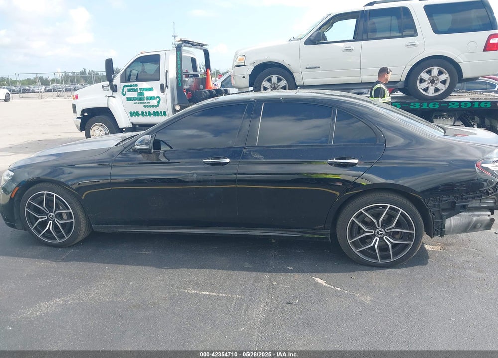2022 MERCEDES-BENZ E 350 VIN: W1KZF8DBXNB075709