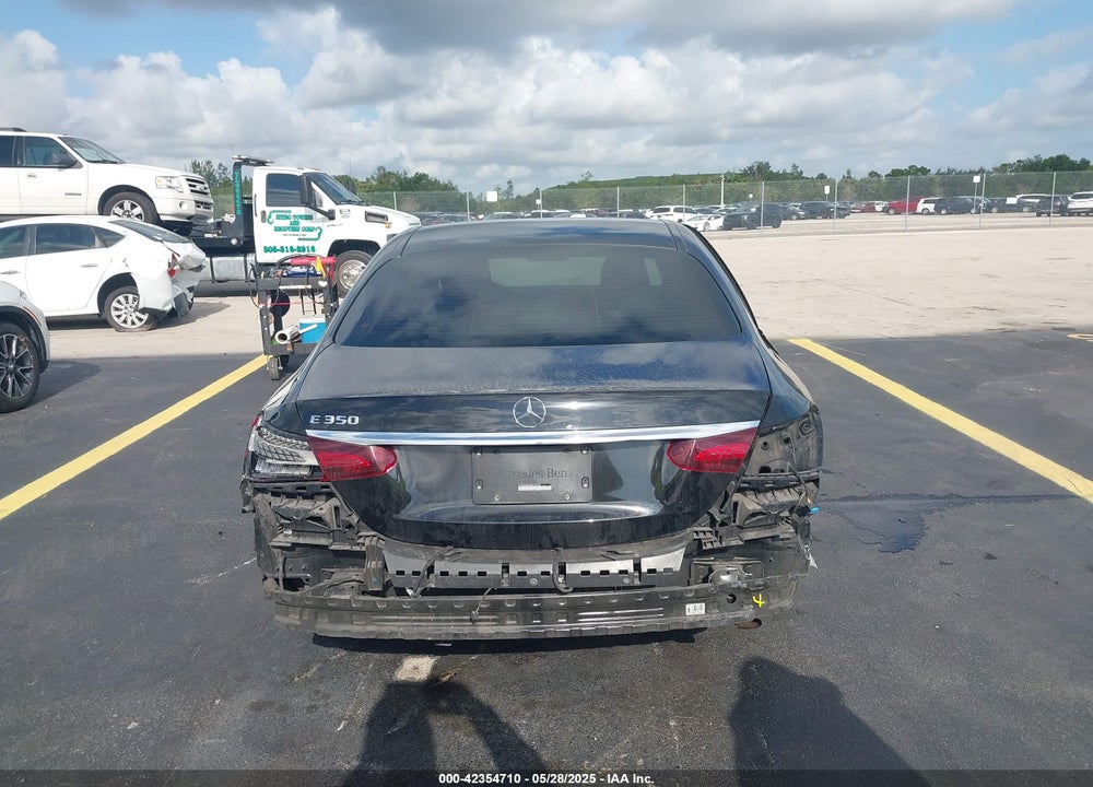 2022 MERCEDES-BENZ E 350 VIN: W1KZF8DBXNB075709
