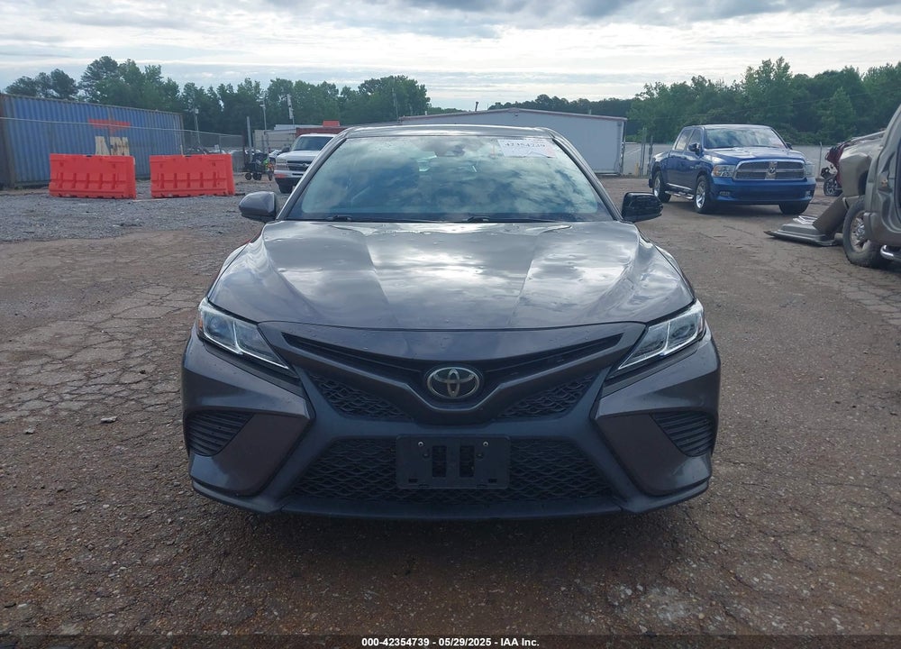 2019 TOYOTA CAMRY VIN: 4T1B11HK8KU201766