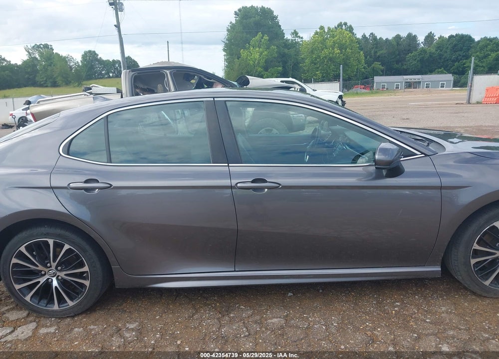 2019 TOYOTA CAMRY VIN: 4T1B11HK8KU201766