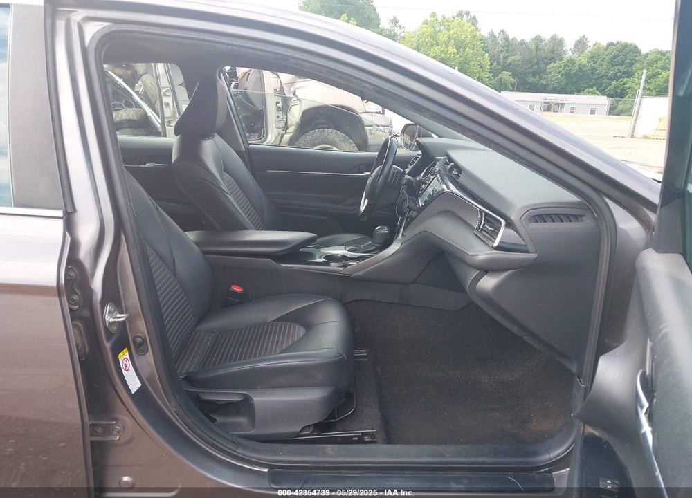 2019 TOYOTA CAMRY VIN: 4T1B11HK8KU201766