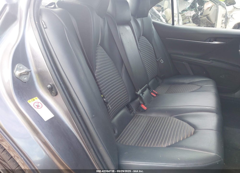 2019 TOYOTA CAMRY VIN: 4T1B11HK8KU201766