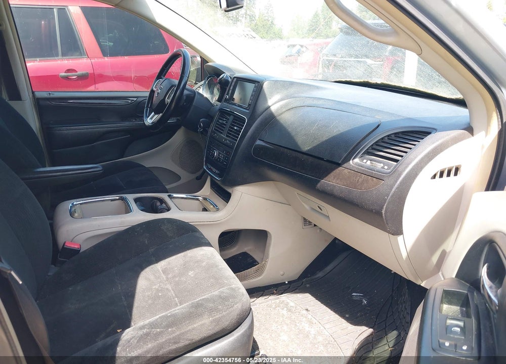 2012 DODGE GRAND CARAVAN CREW VIN: 2C4RDGDG8CR131022