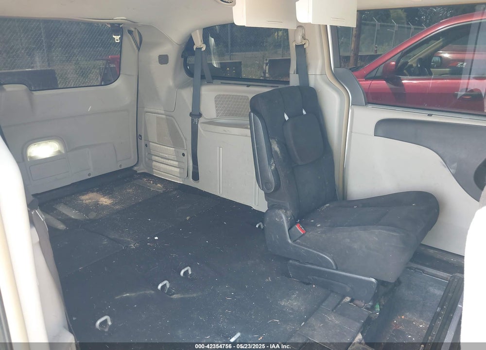 2012 DODGE GRAND CARAVAN CREW VIN: 2C4RDGDG8CR131022