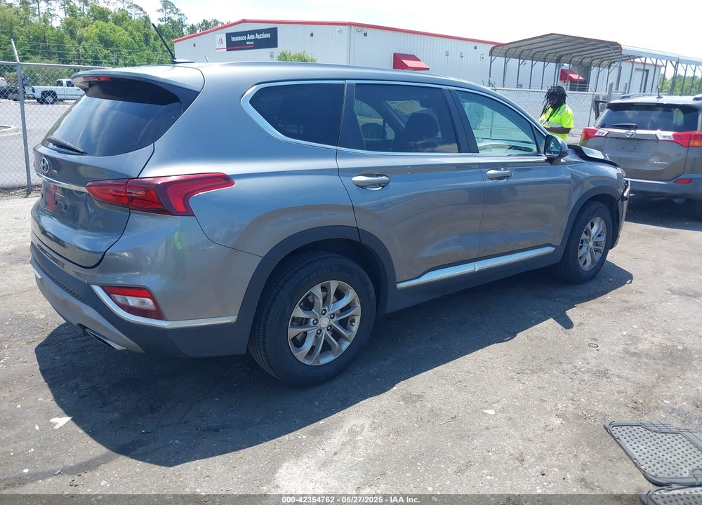 2019 HYUNDAI SANTA FE VIN: 5NMS23AD9KH085266