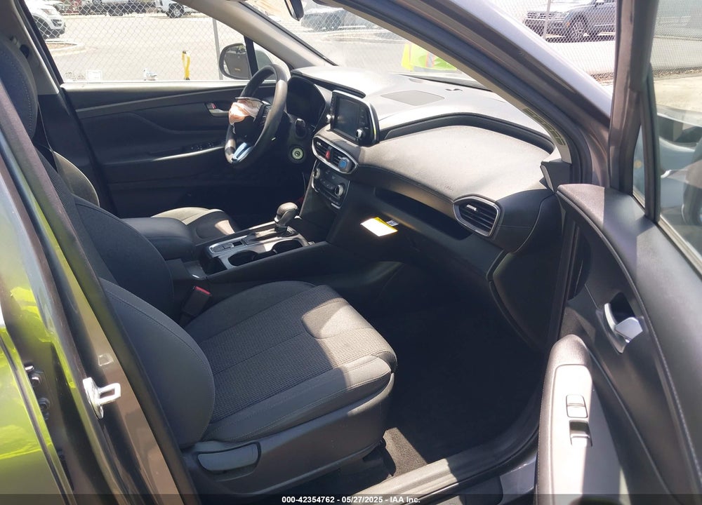 2019 HYUNDAI SANTA FE VIN: 5NMS23AD9KH085266