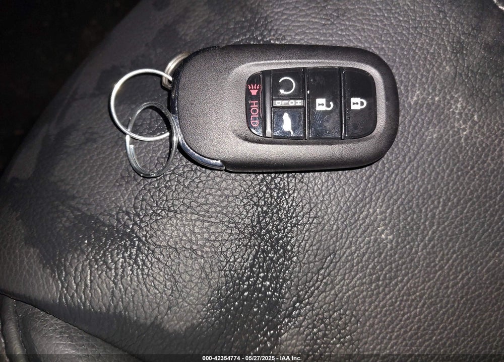 2025 HONDA PILOT VIN: 5FNYG2H45SB009136