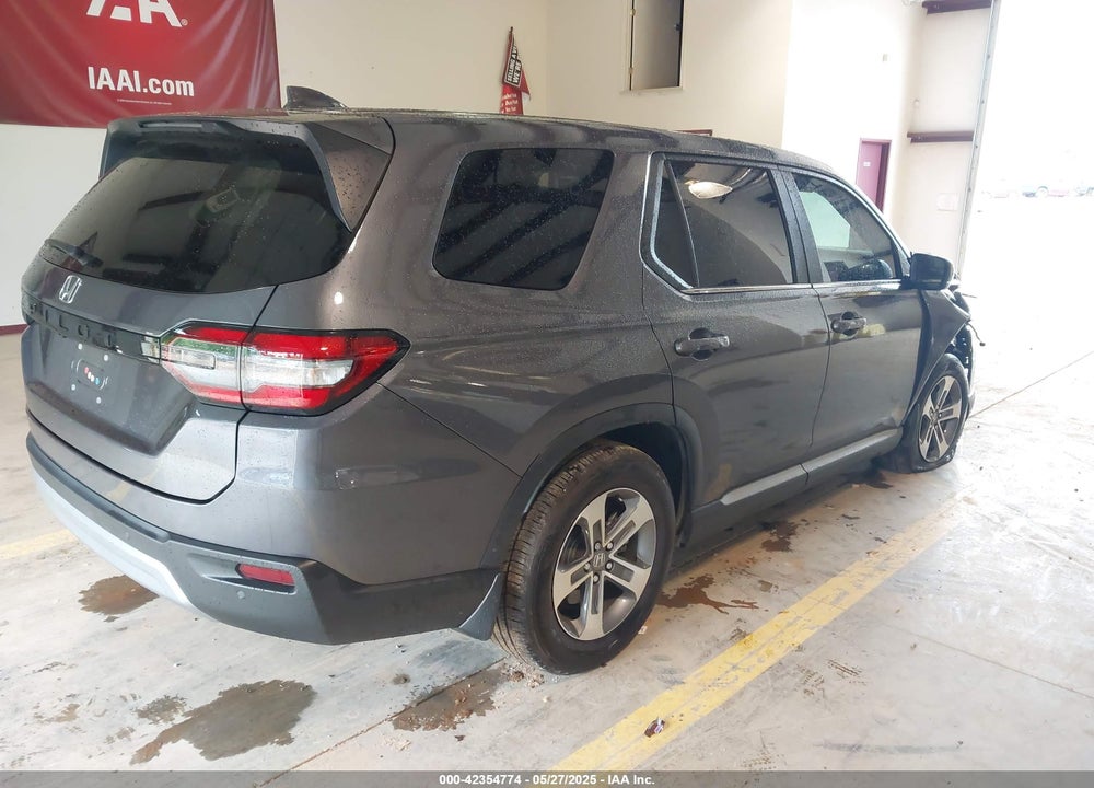 2025 HONDA PILOT VIN: 5FNYG2H45SB009136