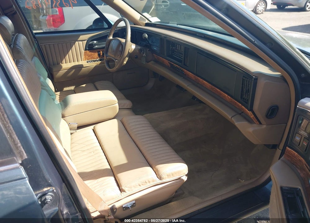 1994 BUICK PARK AVENUE VIN: 1G4CW52L5RH623883