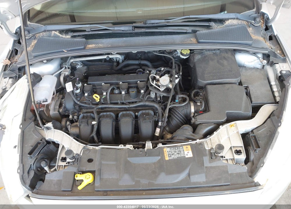 2016 FORD FOCUS VIN: 1FADP3F27GL338923