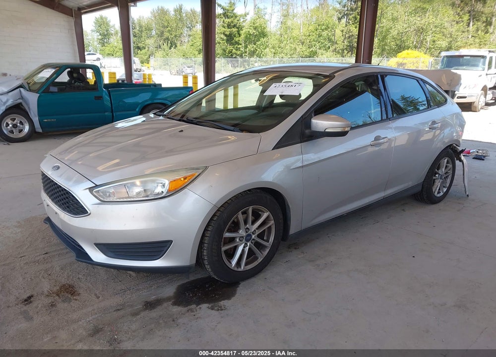 2016 FORD FOCUS VIN: 1FADP3F27GL338923