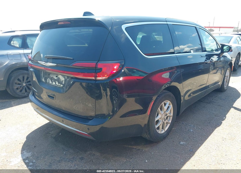 2024 CHRYSLER PACIFICA TOURING L VIN: 2C4RC1BG8RR179678