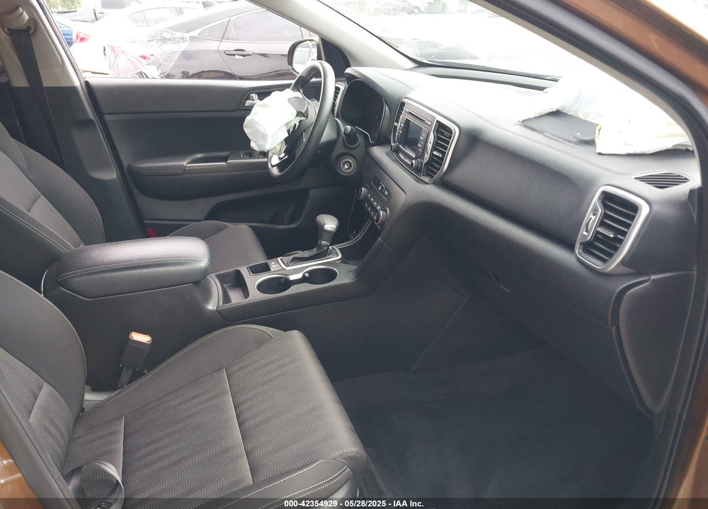 2017 KIA SPORTAGE LX VIN: KNDPM3AC8H7291038