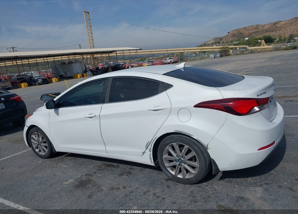 2015 HYUNDAI ELANTRA SE VIN: 5NPDH4AE9FH584650