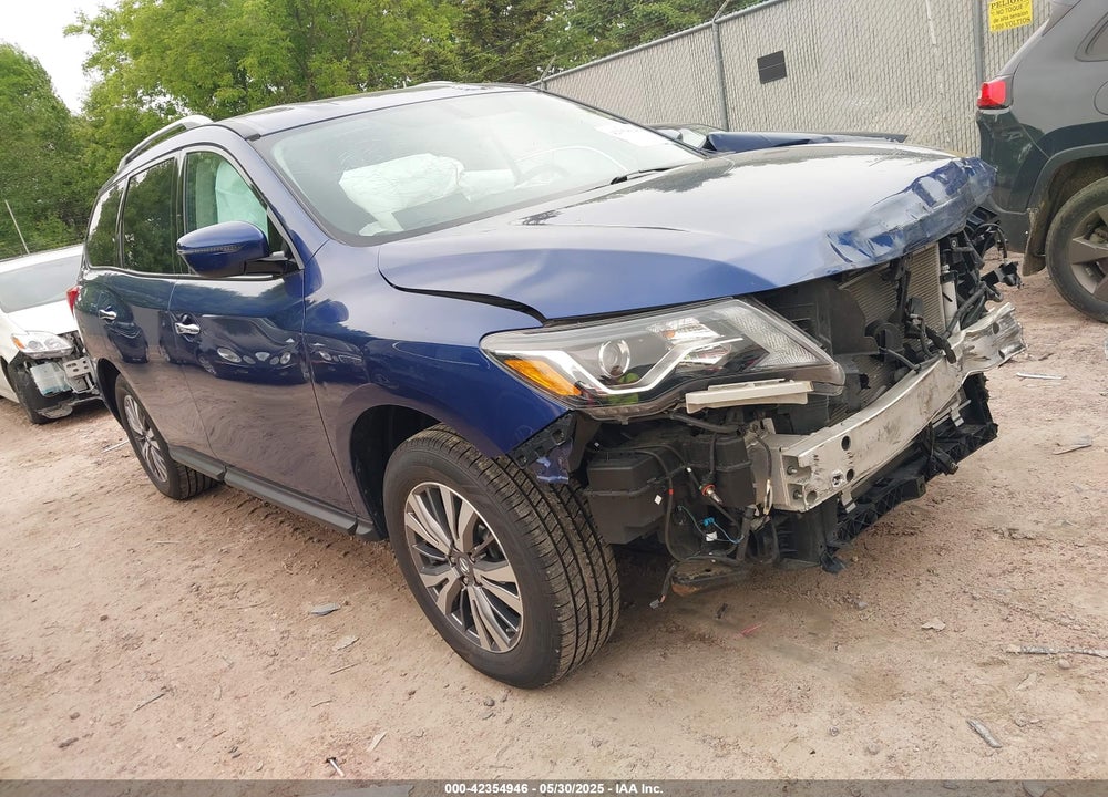 2018 NISSAN PATHFINDER SV VIN: 5N1DR2MM5JC642273