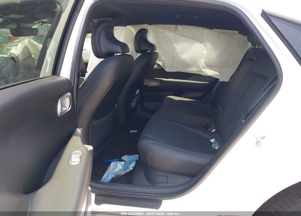 2024 HYUNDAI IONIQ 6 VIN: KMHM34ACXRA070214