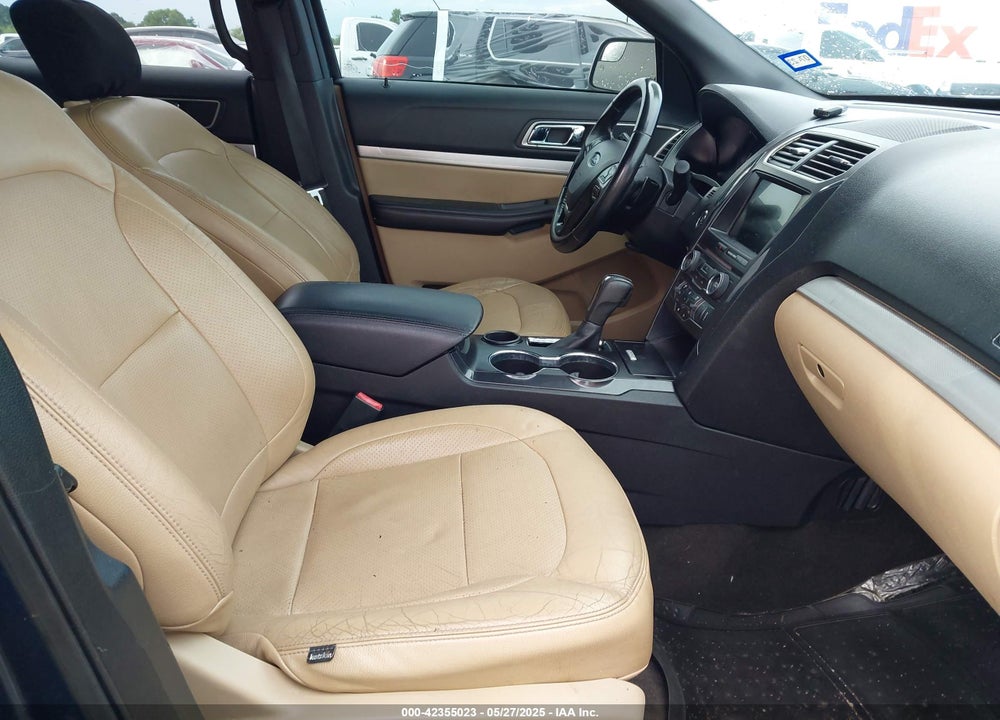 2017 FORD EXPLORER VIN: 1FM5K7D8XHGC13108