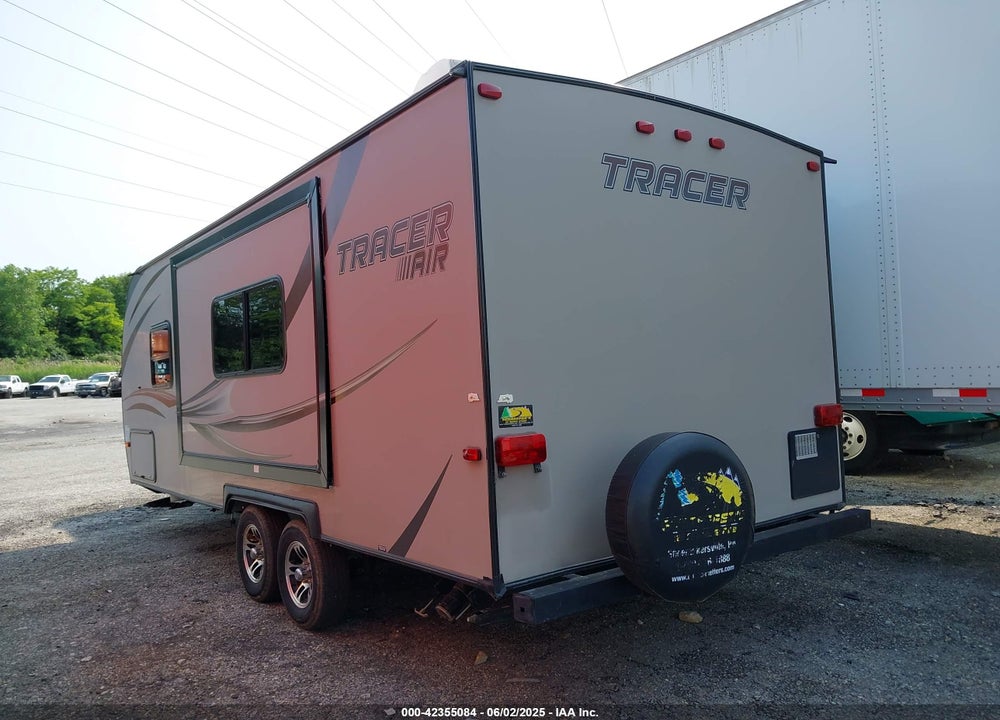 2016 FOREST RIVER 215 AIR VIN: 5ZT2TRLB7GB508805