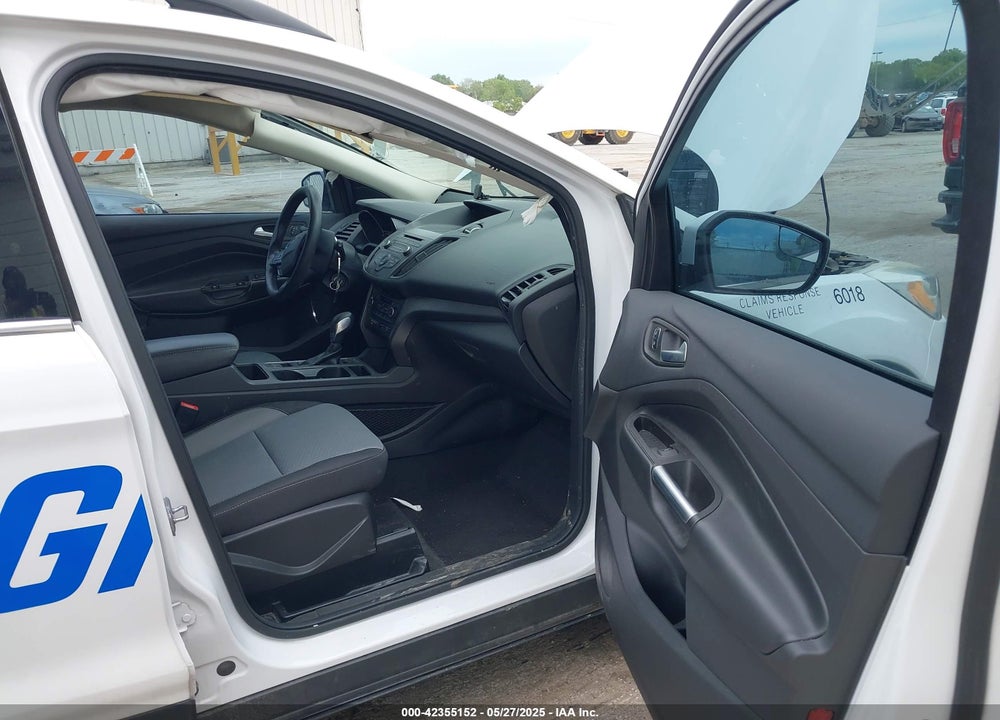 2018 FORD ESCAPE VIN: 1FMCU0GD1JUA76018
