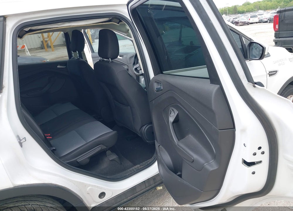 2018 FORD ESCAPE VIN: 1FMCU0GD1JUA76018