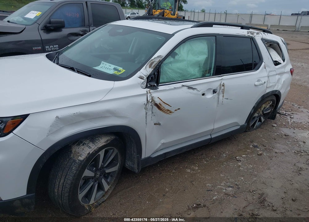 2024 HONDA PILOT VIN: 5FNYG1H70RB044262