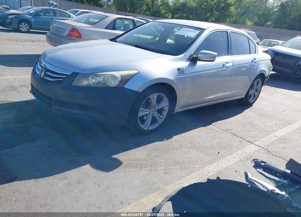 2011 HONDA ACCORD 2.4 LX VIN: 1HGCP2E31BA009277