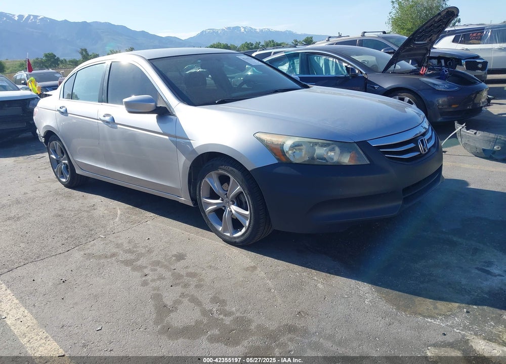 2011 HONDA ACCORD 2.4 LX VIN: 1HGCP2E31BA009277