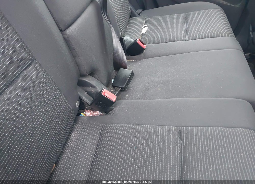 2015 VOLKSWAGEN TIGUAN S VIN: WVGBV7AX6FW575879