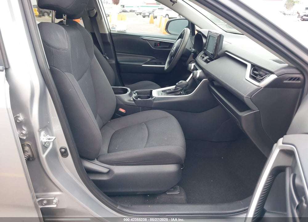 2019 TOYOTA RAV4 LE VIN: 2T3K1RFV7KC009923