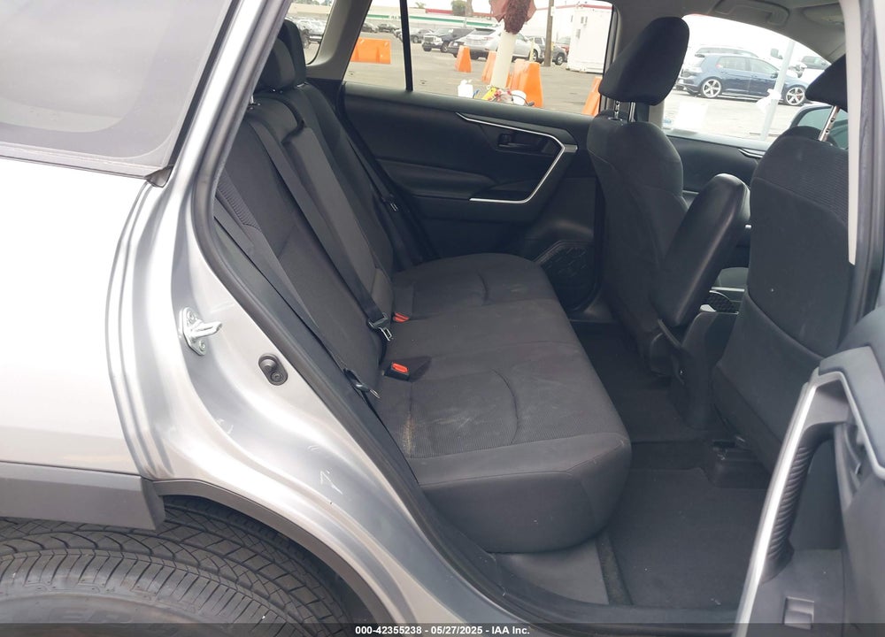 2019 TOYOTA RAV4 LE VIN: 2T3K1RFV7KC009923