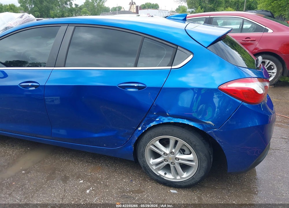 2017 CHEVROLET CRUZE VIN: 3G1BE6SM5HS570988