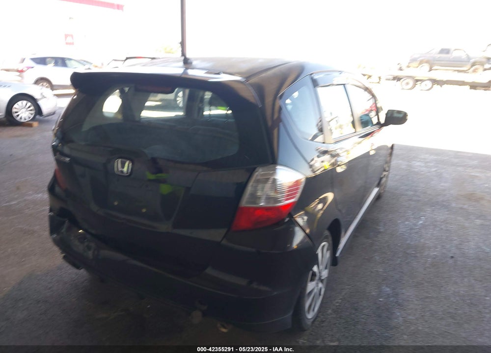 2012 HONDA FIT SPORT VIN: JHMGE8G5XCS001843