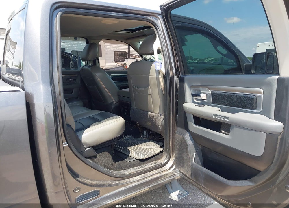 2015 RAM 2500 VIN: 3C6UR5DL6FG514066