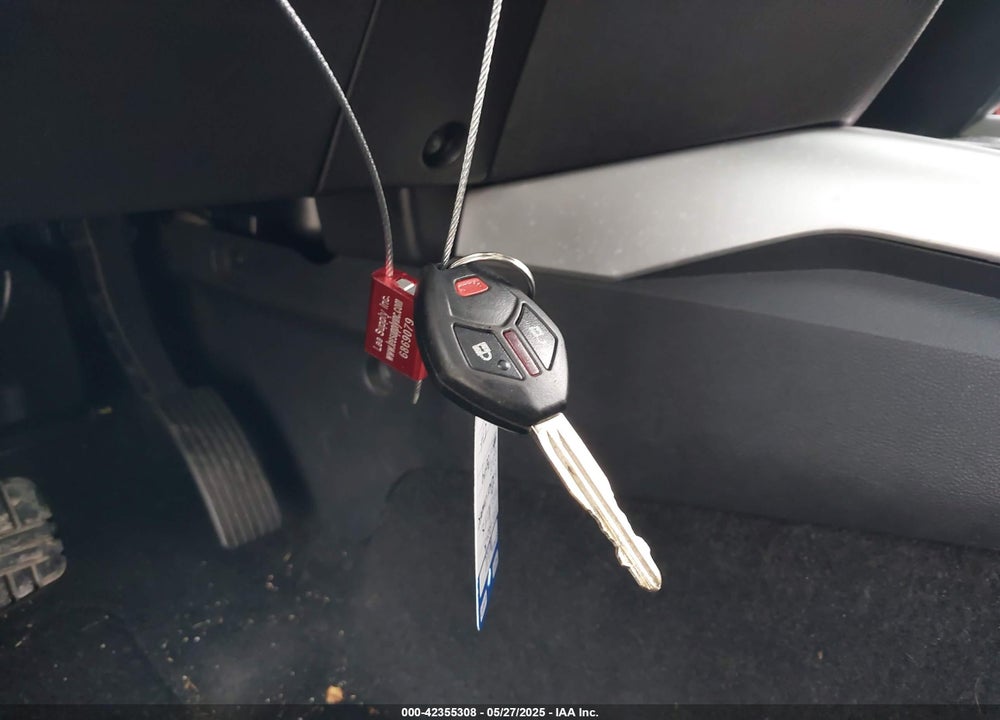 2013 MITSUBISHI OUTLANDER SPORT ES VIN: 4A4AP3AU1DE001954