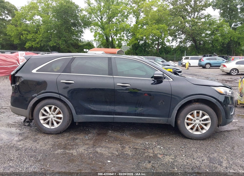 2016 KIA SORENTO VIN: 5XYPG4A37GG118335