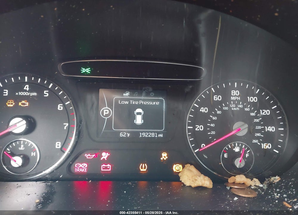 2016 KIA SORENTO VIN: 5XYPG4A37GG118335