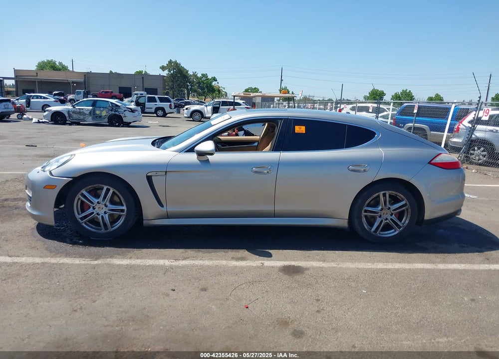 2010 PORSCHE PANAMERA S VIN: WP0AB2A77AL062095