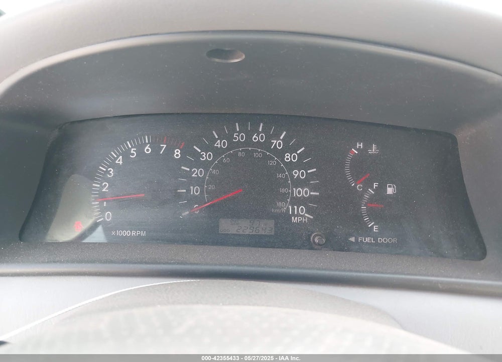 2007 TOYOTA COROLLA LE VIN: 1NXBR32EX7Z779432