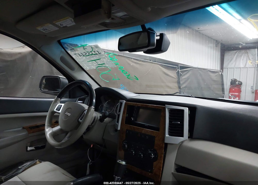 2010 JEEP GRAND CHEROKEE LIMITED VIN: 1J4RS5GT7AC152785
