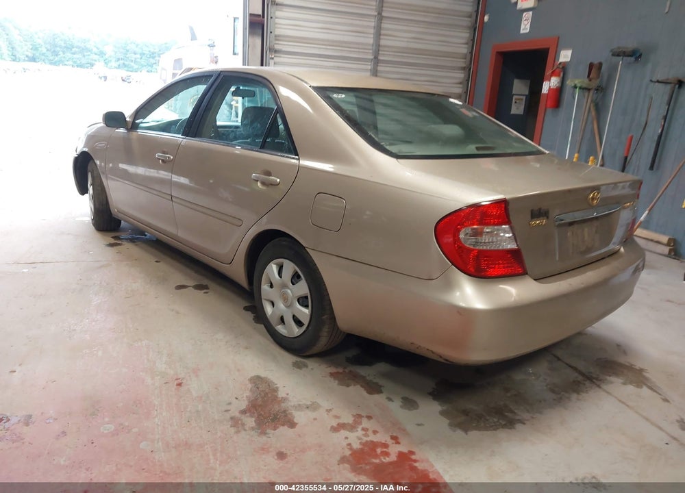 2002 TOYOTA CAMRY LE VIN: 4T1BE32K42U075897