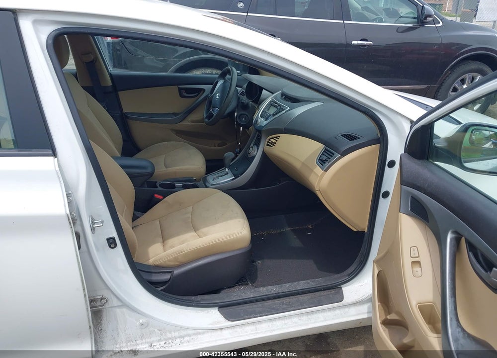 2011 HYUNDAI ELANTRA GLS VIN: 5NPDH4AE1BH032618