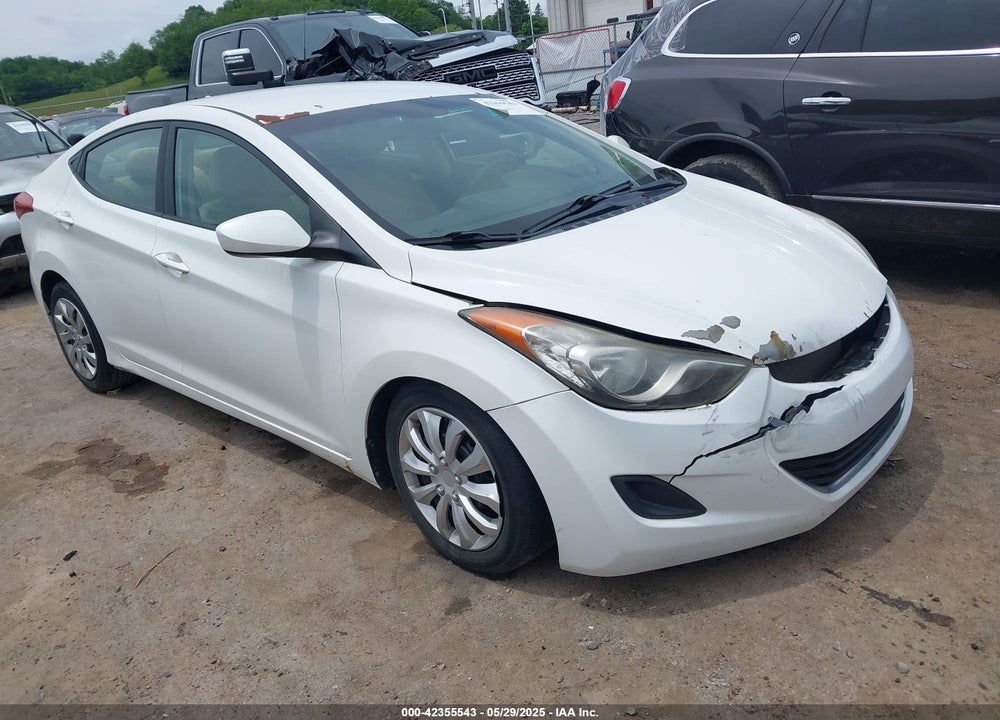 2011 HYUNDAI ELANTRA GLS VIN: 5NPDH4AE1BH032618
