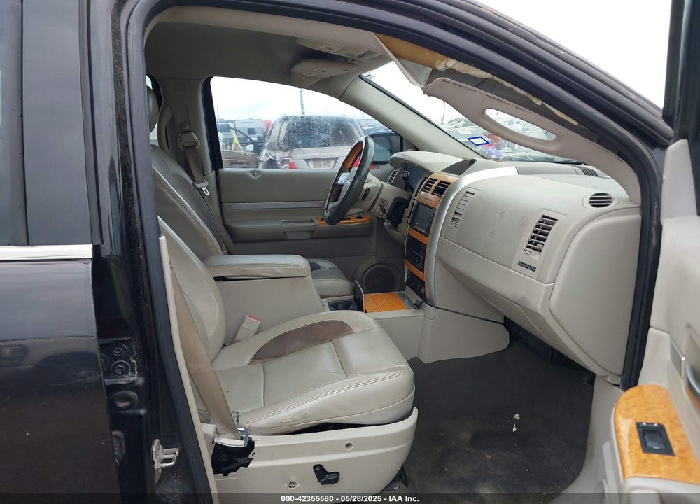 2008 CHRYSLER ASPEN LIMITED VIN: 1A8HX58278F146818
