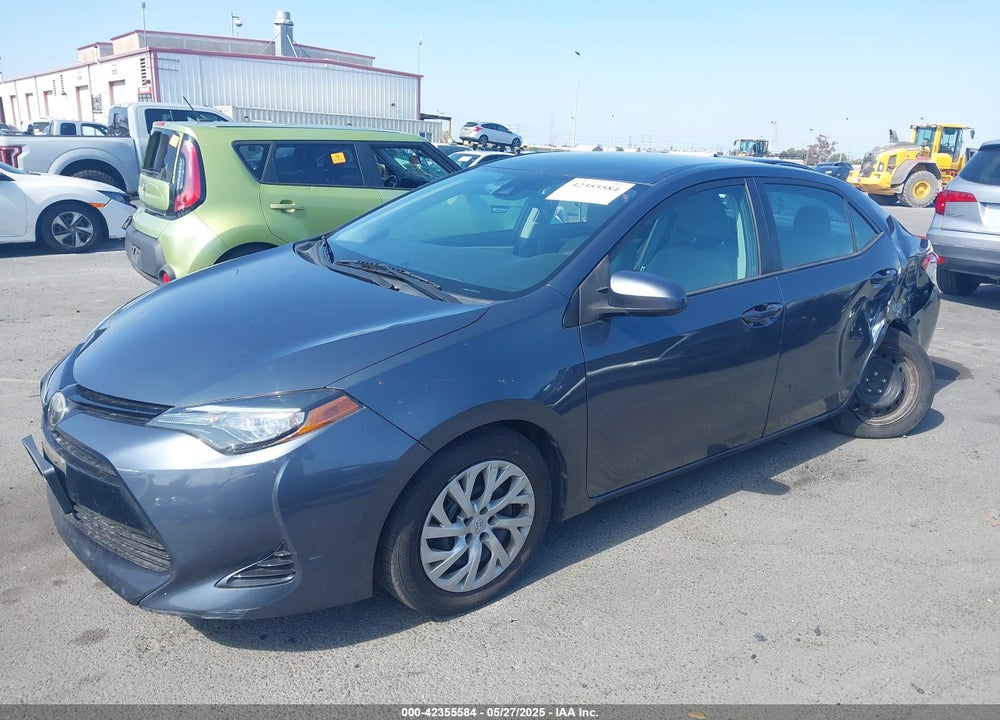 2017 TOYOTA COROLLA LE VIN: 5YFBURHEXHP571448