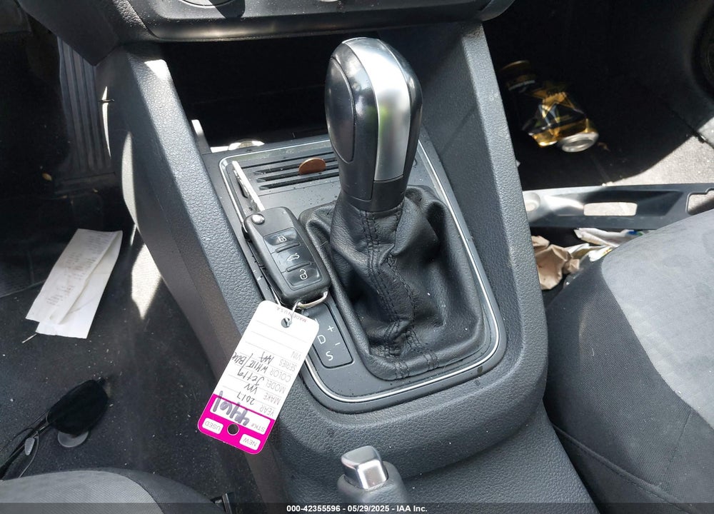 2017 VOLKSWAGEN JETTA VIN: 3VW2B7AJ9HM237787