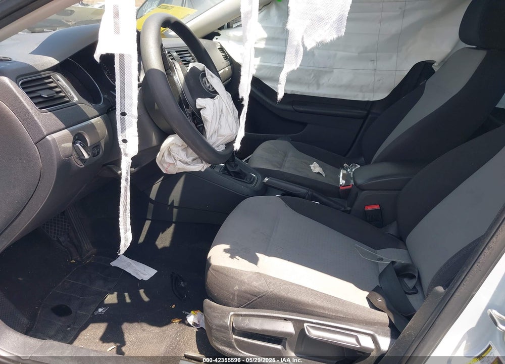 2017 VOLKSWAGEN JETTA VIN: 3VW2B7AJ9HM237787