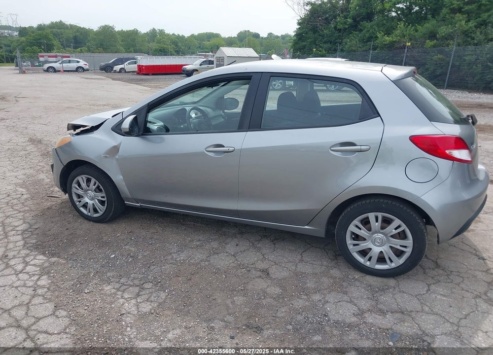 2013 MAZDA 2 SPORT VIN: JM1DE1KZ1D0153531