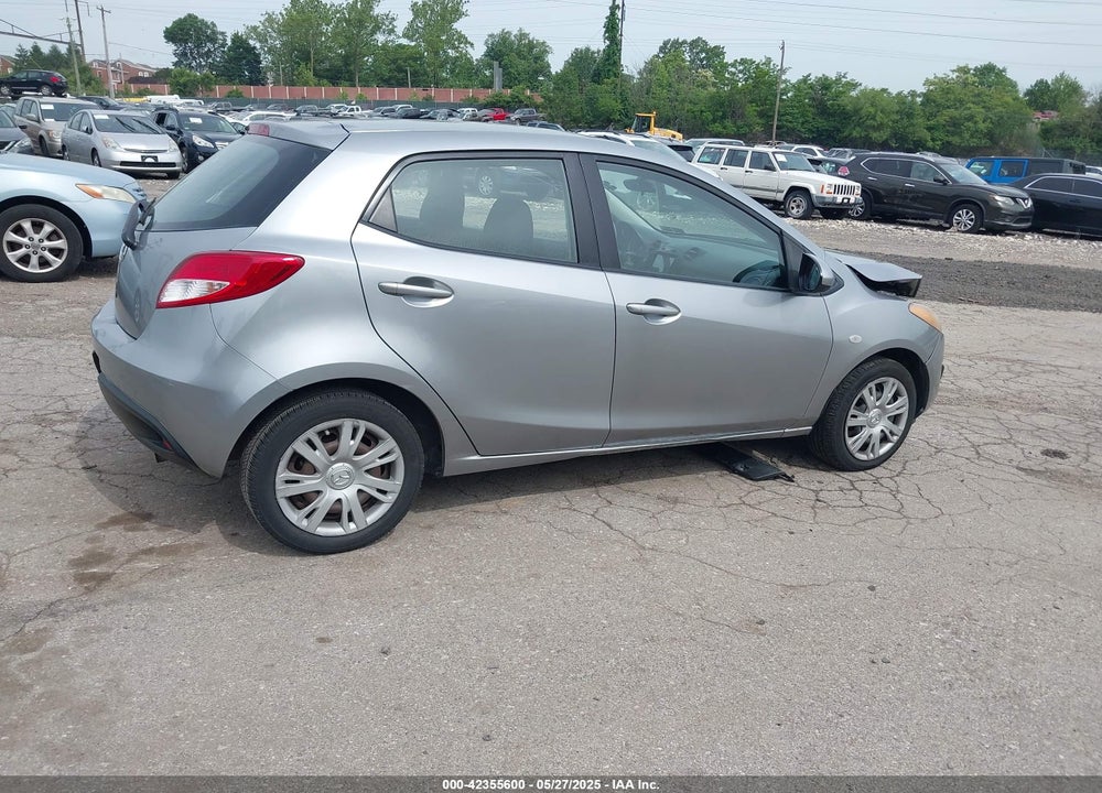 2013 MAZDA 2 SPORT VIN: JM1DE1KZ1D0153531